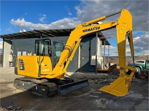 Mini-excavatrice hydraulique Komatsu PC56 d'occasion du Japon, 5 tonnes, à chenilles, prix abordable, faible nombre d'heures, à vendre - Product Image 5