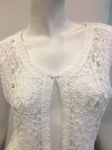 Suéter cárdigan de mujer de ganchillo floral vintage con cierre de un solo pecho ropa de <span class=keywords><strong>playa</strong></span> con agujero calado con logotipo frontal - Product Image 2