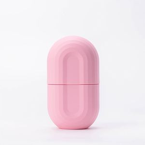 Rouleau de massage facial en silicone pour le visage, pour un massage et un effet rafraîchissant |   Cubes de glace pour le visage : raffermissants, hydratants et relaxants - Product Image 4