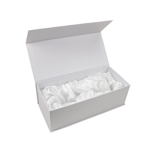 Caja de Regalo Magnética de Cartón Rígido con Logotipo Personalizado OEM de Lujo, Estampado en Lámina Dorada, Reciclable, para Empaque de Ropa y Productos de Belleza - Product Image 1