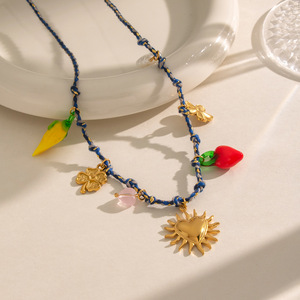 Collier en verre soufflé à la main avec coquillages naturels pour femme, en acier inoxydable plaqué or 18 carats PVD, style vacances océaniques, pour le quotidien et les voyages d'été - Product Image 3