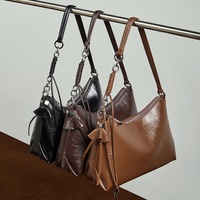 Sac à bandoulière polyvalent pour femme, style vintage chic, décontracté et élégant, sac à main rayé à porter sous le bras ou à l'épaule, nouveauté simple