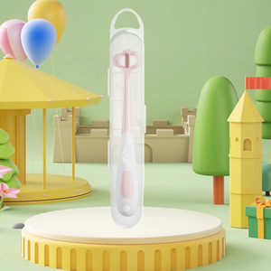 Brosse à dents 3D à trois faces pour enfants, poils doux, rose, format voyage, emballée individuellement pour le nettoyage des dents de bébé - Product Image 1