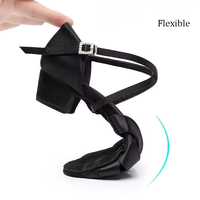 Chaussures de danse salsa latine pour filles débutantes, chaussures de danse de salon à talon bas de 3,5 cm en satin pour la pratique