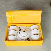 Coffret cadeau 7 PCS Gaufré Or 200cc Céramique Tasse à café Set Bone China Material 800Ml Tea Pot Eco-Friendly Wedding