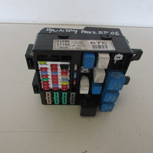 Centralina elettronica (modulo di controllo) per Hyundai Matrix 01-08, scatola fusibili 91006-17700 (20637 17A-3-D-2) - Product Image 1