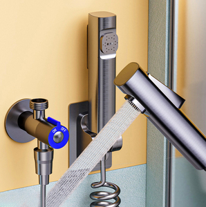 Pulvérisateur <span class=keywords><strong>de</strong></span> bidet portatif en acier inoxydable à pression réglable, ensemble <span class=keywords><strong>de</strong></span> pulvérisateur <span class=keywords><strong>de</strong></span> toilette pour couches pour <span class=keywords><strong>salle</strong></span> <span class=keywords><strong>de</strong></span> <span class=keywords><strong>bain</strong></span> - Product Image 2