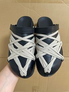 Vente en gros d'usine de pantoufles de créateurs de haute qualité, élégantes et adaptées aux hommes et aux femmes, sandales décontractées et respirantes - Product Image 4