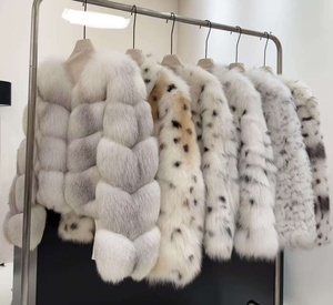 Nuova Pelliccia Invernale 2025 da Donna Giacca in Pelle di Volpe Artificiale Personalizzata Cappotto <span class=keywords><strong>Corto</strong></span> alla Moda in Finta Pelliccia - Product Image 1