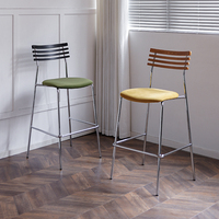 Tabouret de bar en bois courbé de style nordique, siège rembourré, pieds en acier, chaise de comptoir pour la maison, la cuisine, le café, le pub, tabouret de bar vintage