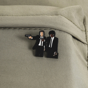 Broche en émail <span class=keywords><strong>Pulp</strong></span> <span class=keywords><strong>Fiction</strong></span>, personnage de film, broche de revers, badge amusant, bijou fantaisie, cadeau pour amis - Product Image 3