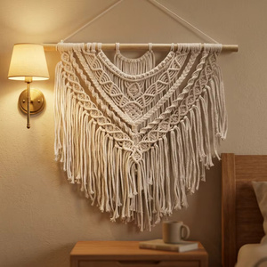 Décoration murale bohème en macramé, motif géométrique abstrait, triangle blanc, décoration intérieure, chambre à coucher, lavable - Product Image 1