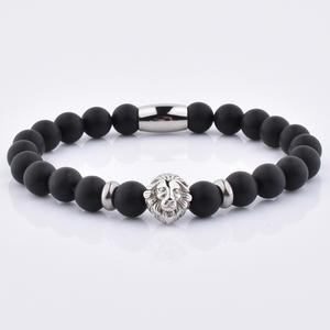 Bracelet élastique en perles de gorille avec agate mate sur mesure pour homme - Product Image 1