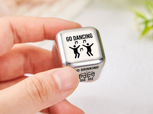 Fecha Dados de noche 2024 Acero inoxidable Santa Swap Regalo Intercambio Dados Santa Swap Regalo Parejas San Valentín Personalizar Cuadrado cúbico - Product Image 5