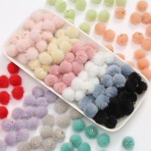 10 pièces pompons <span class=keywords><strong>boule</strong></span> breloques fausse fourrure moelleux Mini pompons pendentifs pour gland porte-clés bijoux à bricoler soi-même faisant des boucles d'oreilles collier - Product Image 1