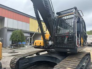 Excavatrice sur chenilles Hyundai 305LC-9T de 12 tonnes avec godet de terrassement, matériel de construction d'occasion - Product Image 6