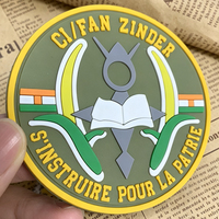 Patch moral en PVC souple 3D gaufré personnalisé, écologique, en forme de cœur, avec support thermocollant pour sacs, bagages, valises et chapeaux