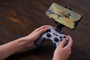 8Bitdo Pro 2 Joystick Bracket Clip for Windows / MacOS / Steam / <strong>Switch</strong> / Raspberry Pi / PC Game <strong>Controller</strong> <strong>Holder</strong> - Product Image 5