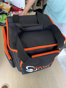 Échantillon gratuit Housse de haut-parleur en nylon rembourré de luxe Sac de transport pour haut-parleur avec poignée Points d'accès pour EON615 (EON615-CVR) - Product Image 4