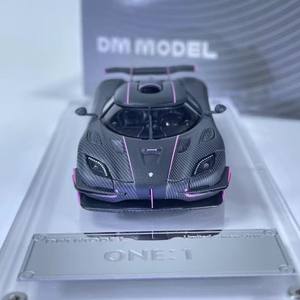 Modelo de Coche de Resina <span class=keywords><strong>Koenigsegg</strong></span> <span class=keywords><strong>One</strong></span>:1, Escala 1:64, Hidroimpreso, Realista, Edición Limitada, Coleccionable - Product Image 2
