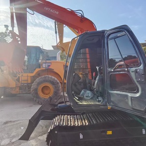 Excavatrice sur chenilles hydraulique d'occasion en excellent état Hitachi Zaxis 70 Japon 7 tonnes Mini PLC Engrenage Roulement Pompe Moteur 40 kW - Product Image 1