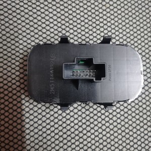 สวิตช์กระจกไฟฟ้าฟอร์ด รุ่น M5T14A132DB สำหรับฟอร์ด โฟกัส MK2 ปี 1998 อะไหล่ทดแทน - Product Image 3