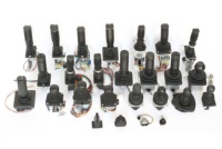 Camion élévateur Linde utilisant le levier de Joystick 7919040042