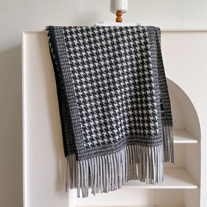 Nouveau châle en cachemire chaud d'hiver 2024, cardigan à motif <span class=keywords><strong>pied</strong></span>-<span class=keywords><strong>de</strong></span>-<span class=keywords><strong>poule</strong></span>, capes surdimensionnées, ponchos, manteaux à franges en laine double face pour femmes - Product Image 4