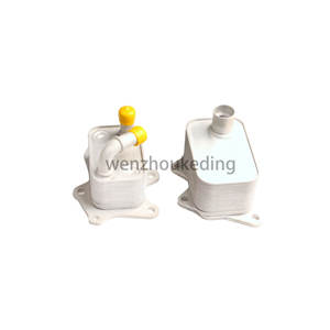 Nouveau refroidisseur d'huile moteur 06J117021M 06J117021E 06J117021P 06J117021D pour VW Jetta Audi A4 Q5 1.8T 2.0T <span class=keywords><strong>G3</strong></span> - Product Image 4