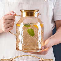 Ensemble de tasses à thé en verre borosilicaté de style moderne résistant aux hautes températures pour la fête
