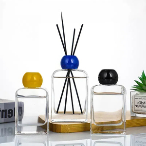 Nhà Máy Pricetransparent Hương Khuếch Tán Chai 100Ml 120Ml 180Ml <span class=keywords><strong>200Ml</strong></span> Glass <span class=keywords><strong>Reed</strong></span> Khuếch Tán Chai Với Bóng Mũ - Product Image 1