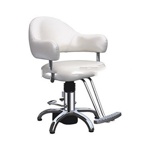 Silla reclinable de peluquero clásica de alta calidad directa de fábrica, sillas de peluquería, equipo <span class=keywords><strong>profesional</strong></span> de peluquería - Product Image 1