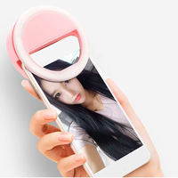 Anneau lumineux LED pour selfie pour iPhone et téléphones, alimenté par batterie, mini portable avec lumière blanche naturelle