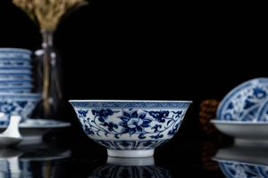 Juego de <span class=keywords><strong>Vajilla</strong></span> de Porcelana Azul y <span class=keywords><strong>Blanca</strong></span> Estilo Yuan Clásico de 58 Piezas - <span class=keywords><strong>Vajilla</strong></span> de Cerámica Auténtica de Jingdezhen para 10 Personas - Product Image 4