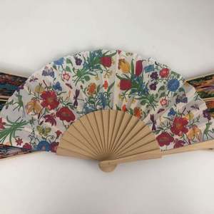 Abanico Plegable de Tela con Impresión Personalizada, Abanico de Mano de Bambú y Madera, Regalo Promocional - Product Image 4