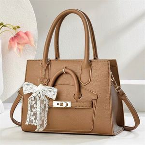 Fashion PU Totes Women Shoulder Sling <b>Bags</b> Waterproof Leather Handbag for <b>Gift</b> - Product Image 3