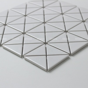 Carrelage de salle de bains en porcelaine glacée, Triangle, décor moderne, mosaïque blanche intelligente de 2" - Product Image 3