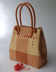 Vente en gros SCB-0043M Sembagi sac tissé unique fait à la main pour femmes de qualité supérieure en plastique recyclé coloré écologique taille M - Product Image 4