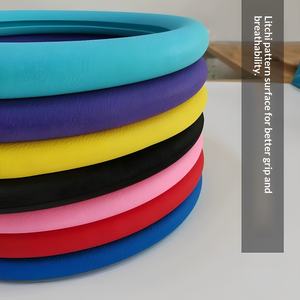 غطاء عجلة قيادة عالي الجودة بملمس بارد، مصنوع من السيليكون فائق النحافة، مضاد للانزلاق، متين، واقي شامل لداخلية السيارة - Product Image 2