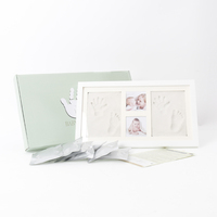 Kit de cadre photo pour empreintes de pieds de bébé nouveau-né, design moderne, logo personnalisé, décoration de la maison, imperméable, pin de Nouvelle-Zélande