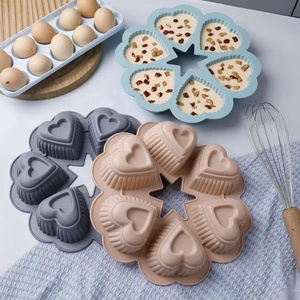 Molde de Silicona para Pastel de 6 Cavidades, Molde para Gelatina y Pudín, Libre de BPA, Molde para Hornear en Forma de Corazón - Product Image 3