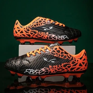 Vente en gros <span class=keywords><strong>de</strong></span> chaussures <span class=keywords><strong>de</strong></span> football personnalisées pour hommes et femmes, chaussures <span class=keywords><strong>de</strong></span> football professionnelles pour éviter les fractures <span class=keywords><strong>de</strong></span> pieds - Product Image 4