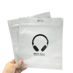 Bolsa de auriculares de plástico con cierre de cremallera con sellado térmico de embalaje personalizado - Product Image 1