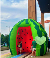Ballon gonflable imprimé UV Mascotte de dessin animé Pastèque - Étanche, durable, avec ventilateur intégré pour événements extérieurs, festivals et foires