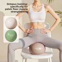 Ballon de yoga en PVC de 9 pouces, mini ballon de Pilates anti-éclatement pour l'entraînement du plancher pelvien, la récupération post-partum, usage professionnel à domicile et en studio
