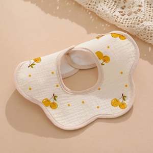 Bavoirs pour bébé personnalisés en gros, 100% coton, bavoirs d'alimentation anti-bave avec boutons, accessoire de bébé adorable de Chine - Product Image 1
