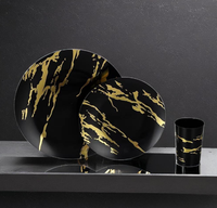 Assiette de fête élégante en plastique de haute qualité