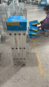 Escalera Plegable Multiusos de Aluminio de Alta Resistencia de 12 Peldaños y 3.7 m, Capacidad de Carga de 150 kg, para Uso en Almacenes y Construcción en Exteriores - Product Image 2