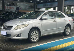 Chine 2011 Corolla Essence Berline Elite 1.2-1.8T – Meilleur <span class=keywords><strong>Prix</strong></span>, Excellentes Performances, Intérieur Crème Clair - Product Image 1