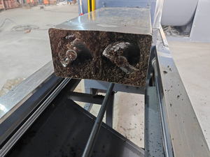 Machine automatique de mise en sac de champignons carrés pour le remplissage de substrat de culture de champignons shiitake et huîtres - Product Image 3